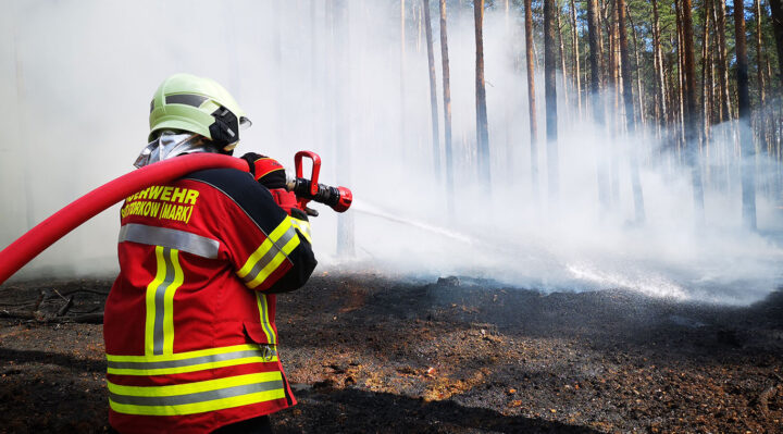 Einer von derzeit gut 250 aktiven Kameraden der Freiwilligen Feuerwehr Storkow (Mark): Die Einsatzkräfte sind in 14 Ortswehren organisiert. Foto: Marcel Gäding